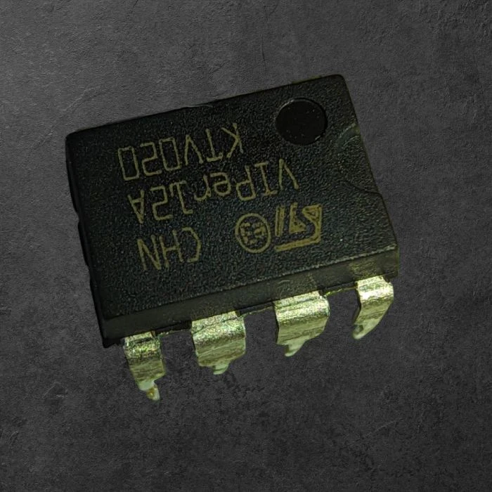 Čip VIPer 12a za popravilo napajalnikov in polnilcev, ceneje, ugodno, prihranek, lokalno, ljubljana, VIPer 12A, popravilo napajalnikov, polnilcev, PWM MOSFET čip, servis elektronike, brez siloksanov